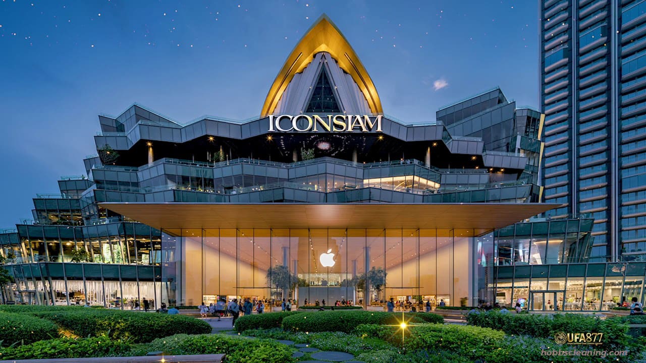 Icon Siam Mall in Bangkok