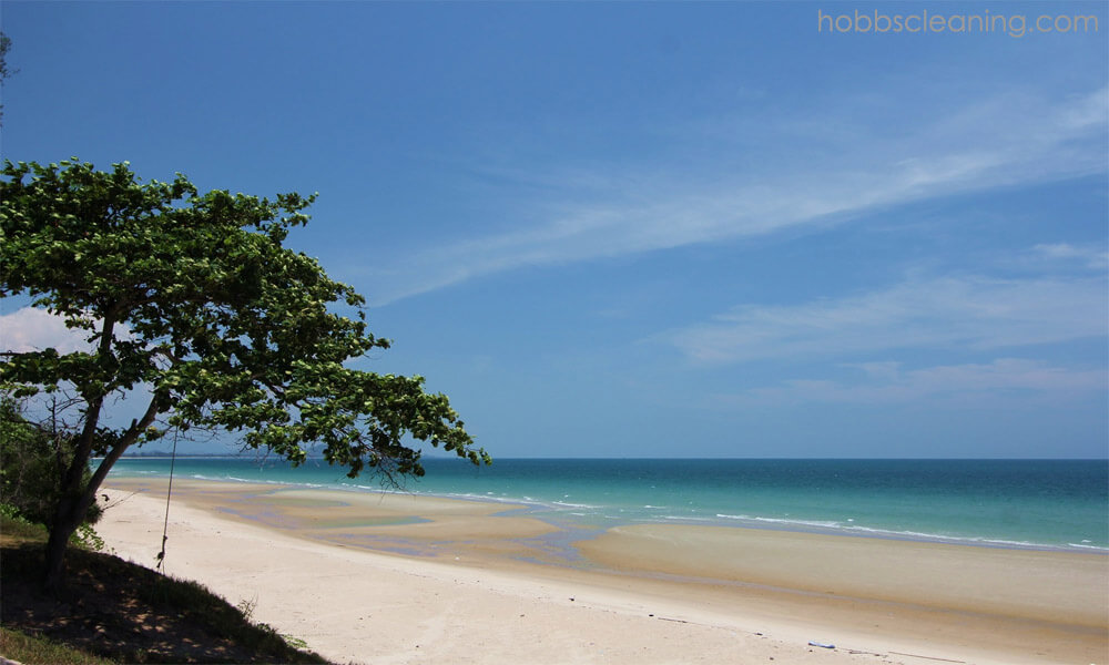 หาดแม่รำพึง (Mae Ramphueng Beach)