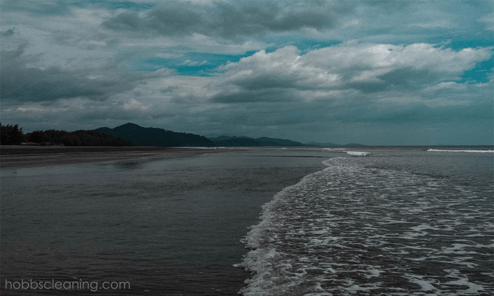 หาดทรายสีดำในประเทศไทย