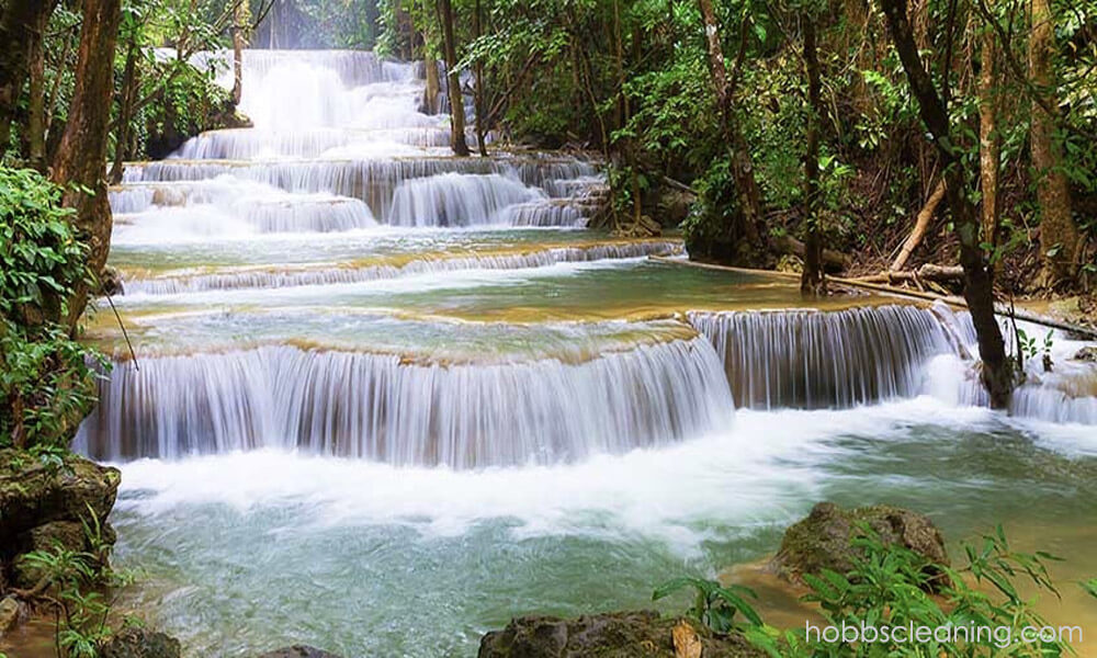 น้ำตกห้วยแม่ขมิ้น (Huay Mae Khamin Waterfall)
